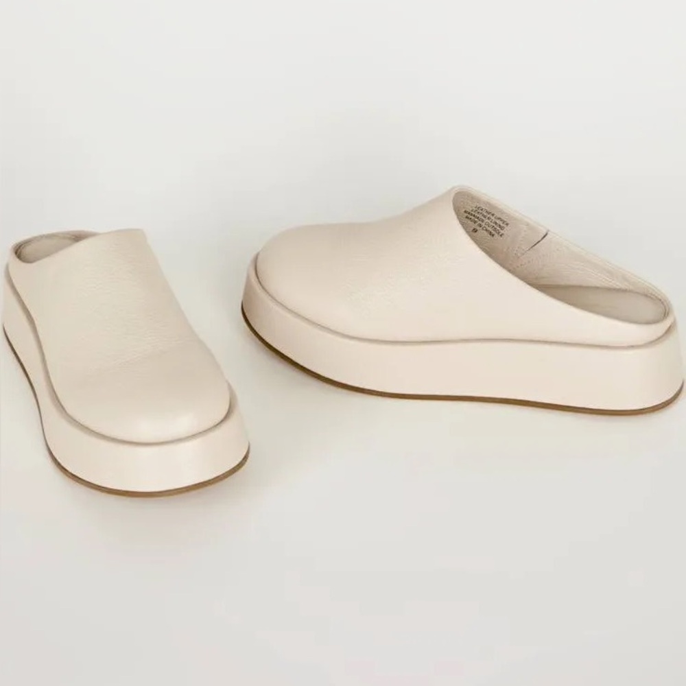 Intentionally Blank Risen Platform Mule Leather - image 1